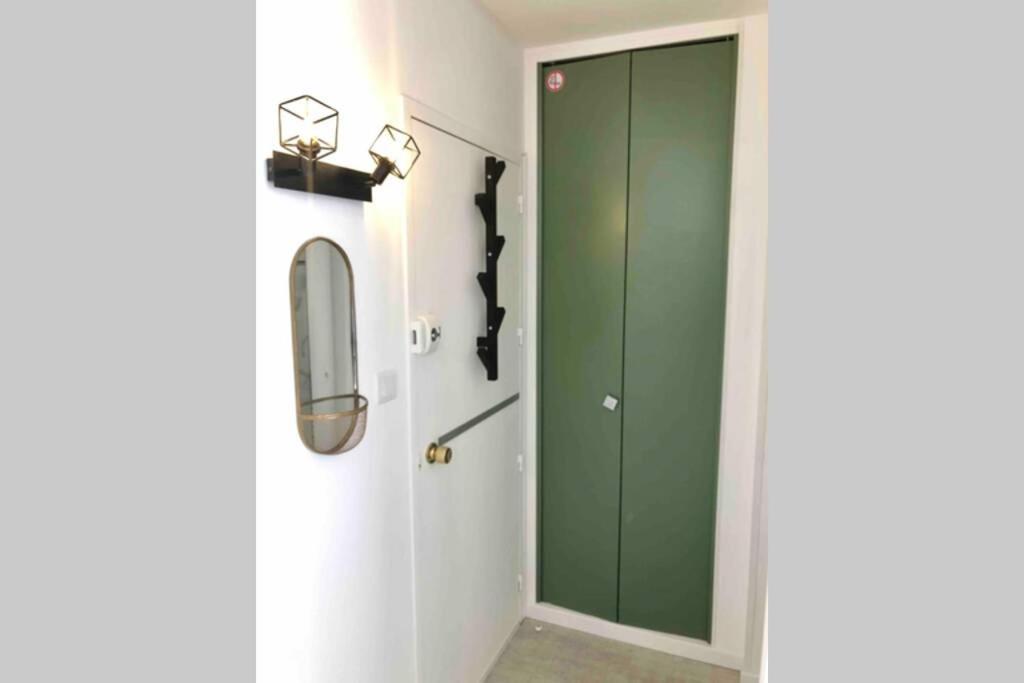 Grand 30 M² Centre Ville, Refait à Neuf Pour Vous ! Climatisé La Grande Motte